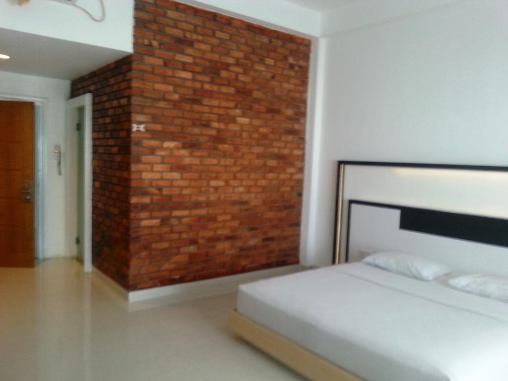 โรงแรม บัวนา เลสตารี บาลิกปาปัน ภายนอก รูปภาพ