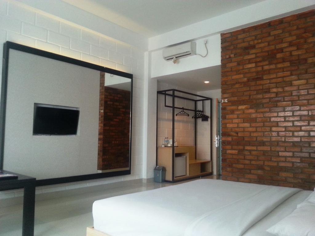 โรงแรม บัวนา เลสตารี บาลิกปาปัน ภายนอก รูปภาพ